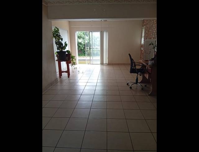 4 BEDROOM HOUSE FOR SALE IN VANDERBIJLPARK SE 6